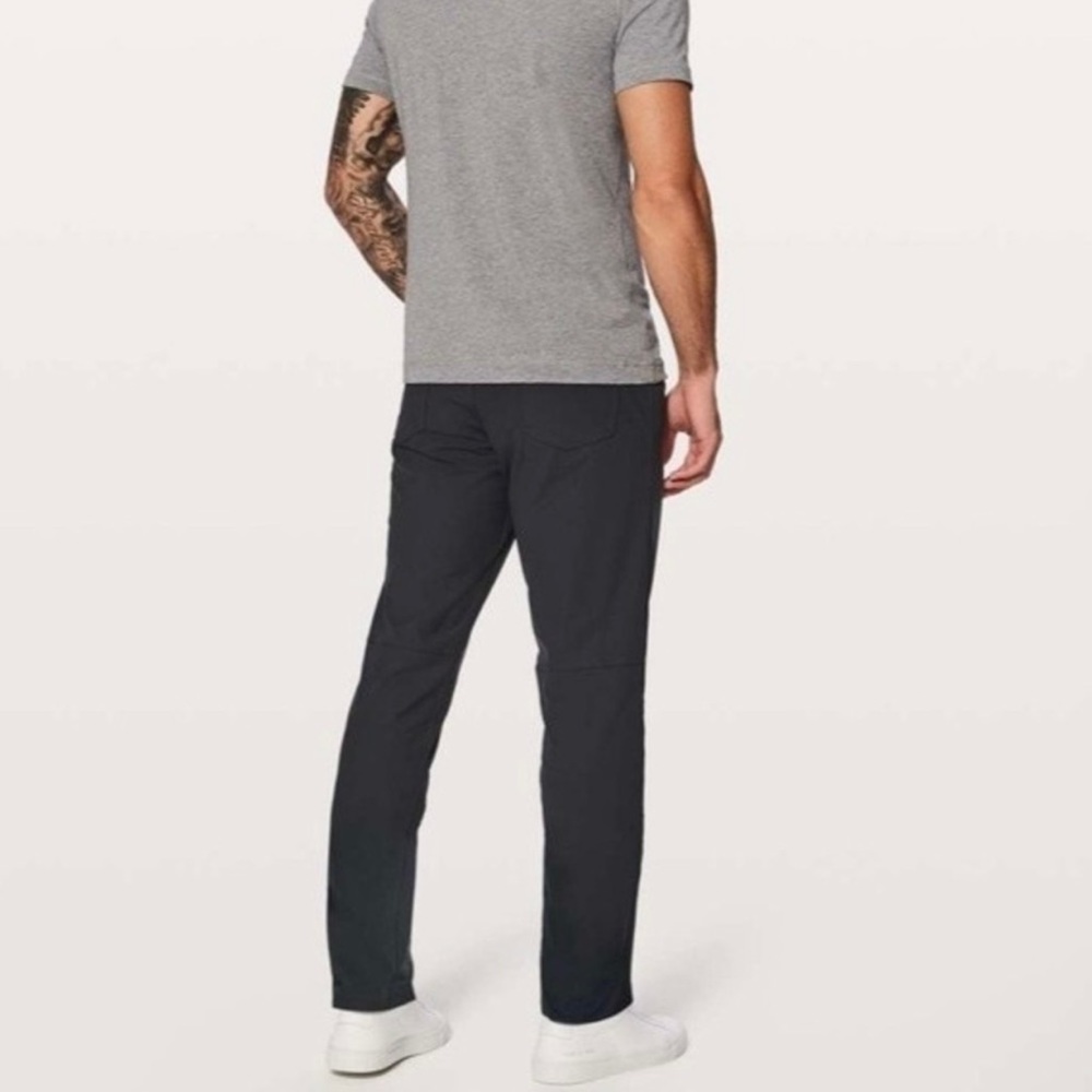 Mens Lululemon classic black pants